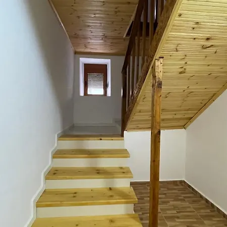 Ardjon House Berat