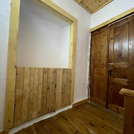 Ardjon House * Berat